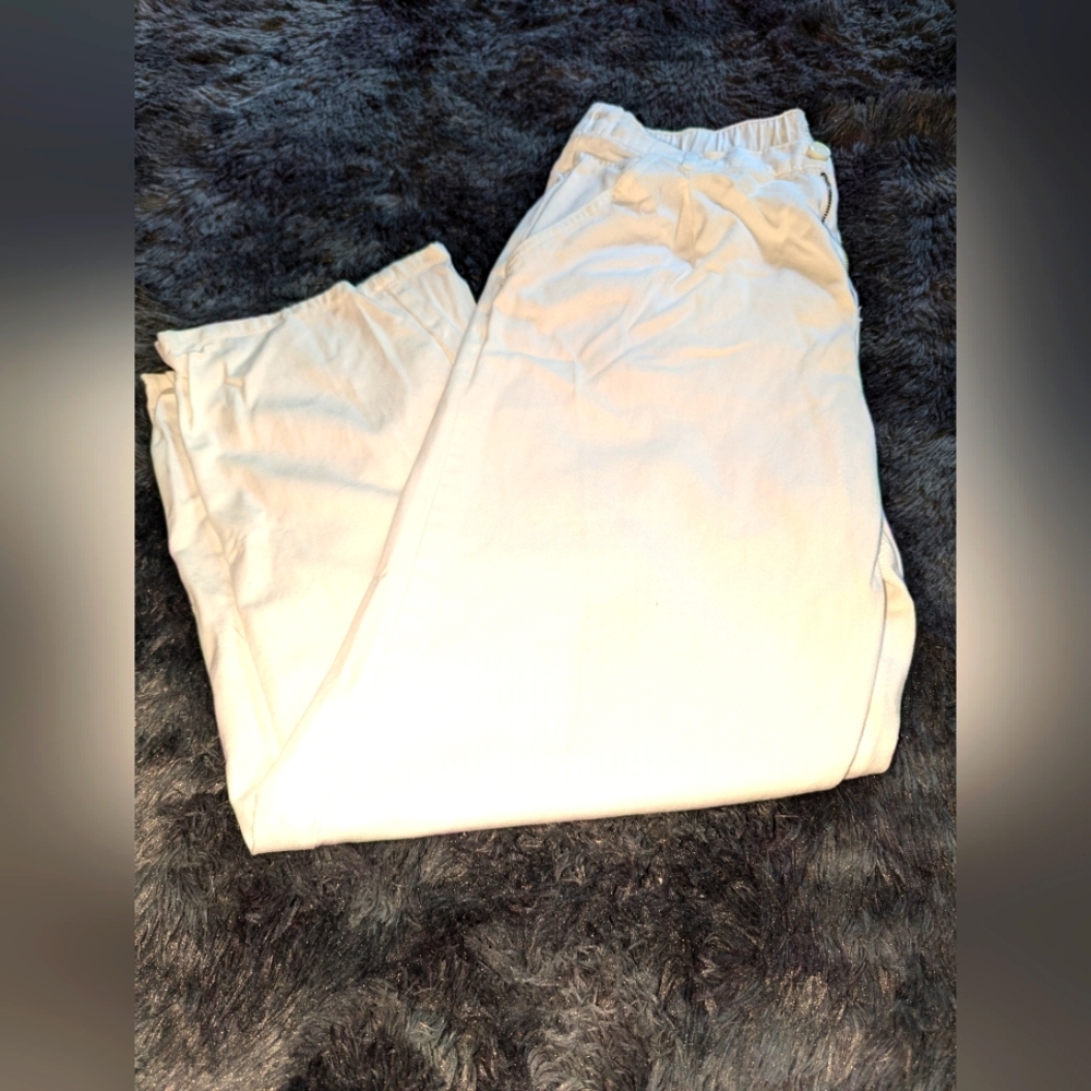 Aeropostale Womens White Khaki Pants